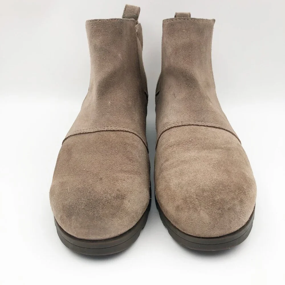 SOREL Boots Womens 6 Emelie Tan Suede Chelsea Ankle Boot Waterproof or Youth 5